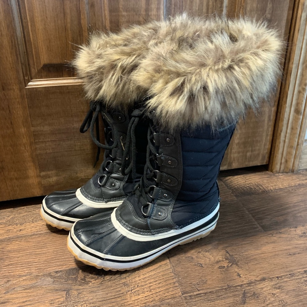 Black Boots